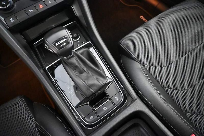 Škoda Kodiaq (2023) 2.0 4x4 LED Matrix DSG STYLE T - fotka 21 z 34