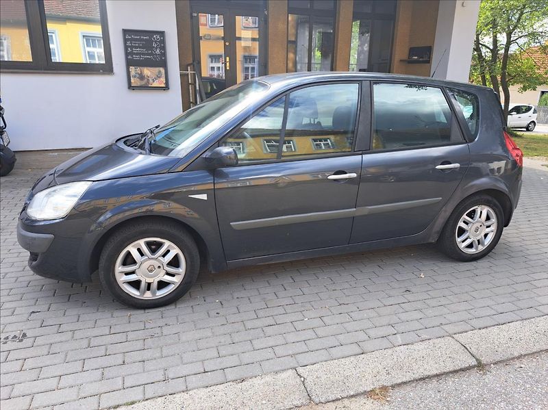 Renault Scénic 1,5 dCi - fotka 5 z 35