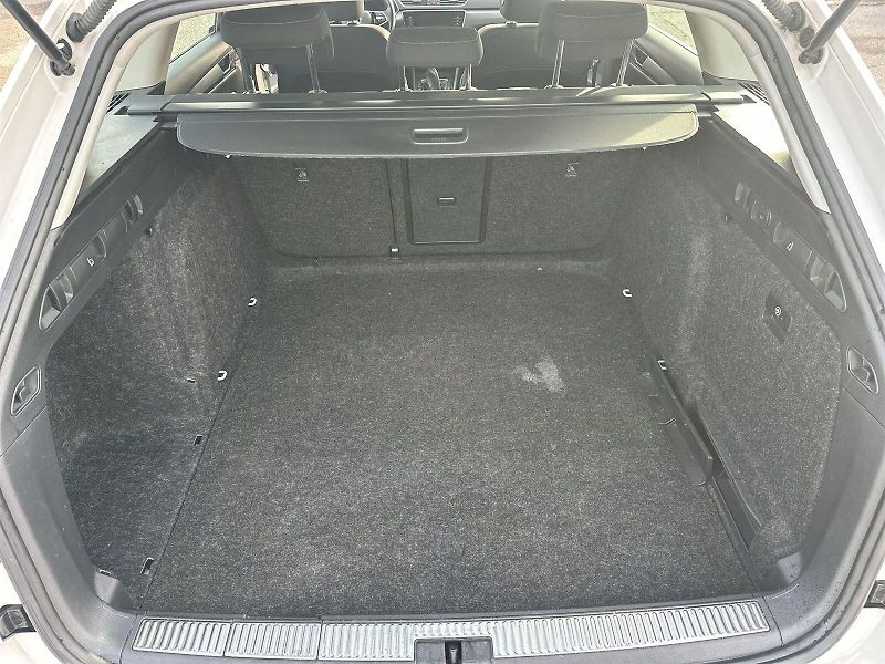 Škoda Superb (2021) Combi 2.0 TDI Style - fotka 28 z 33