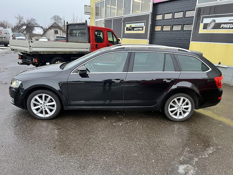 Škoda Octavia 2.0TDI 110KW,4x4,KůŽE,NAVI,XEN - fotka 4 z 45