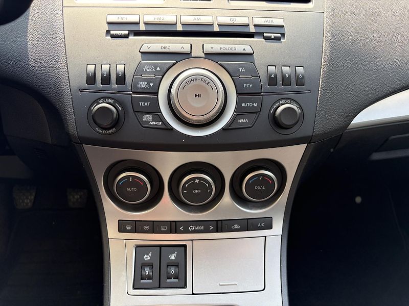 Mazda 3 1.6 High-Line - fotka 25 z 30