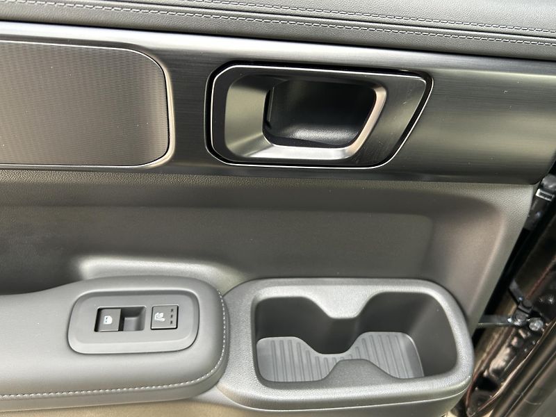 Hyundai Santa Fe 7S 1,6 T HEV 4X4 CALLIGRAPHY - fotka 15 z 44