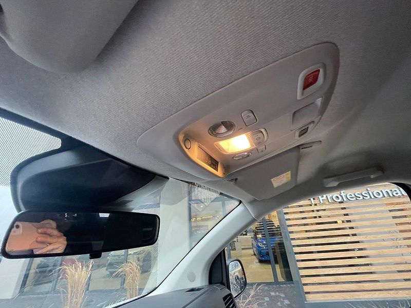 Toyota ProAce 2.0 D-4D 144HP MT Active Navi - fotka 20 z 25