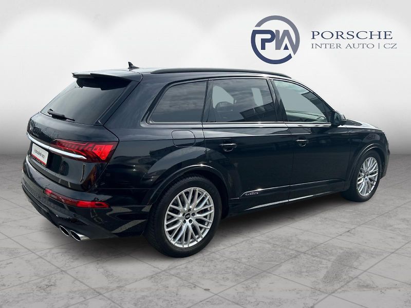 Audi SQ7 4.0TDi 320kW quattro - fotka 6 z 24