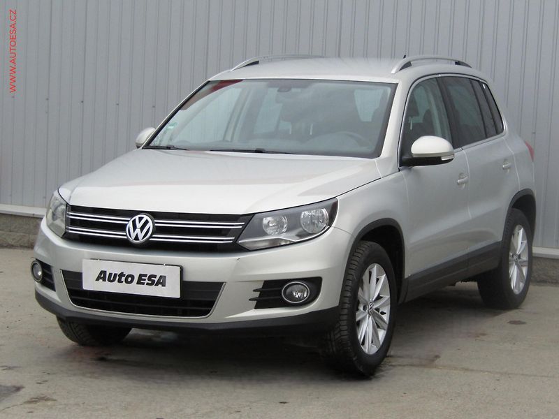 Volkswagen Tiguan (2015) 2.0 TDi 4x4, ČR, Sport&Style - fotka 3 z 16