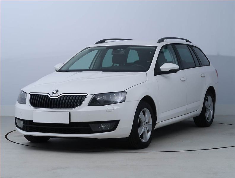 Škoda Octavia (2015) Ambition 1.6 TDI, Automat - fotka 2 z 17