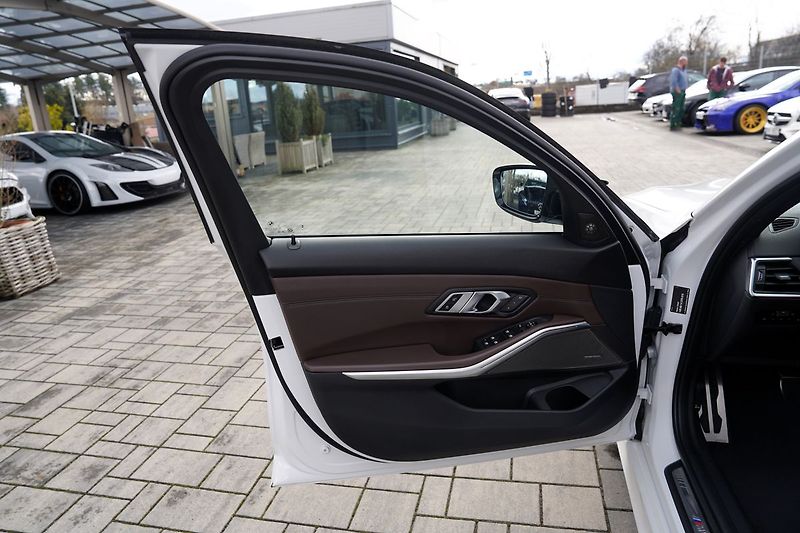 BMW Řada 3 M340i xDrive/AT/375PS,Facelift - fotka 17 z 50