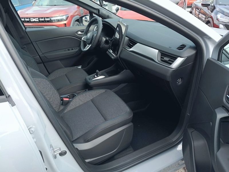 Renault Symbioz (2026) evolution full hybrid E-Tech 1 - fotka 12 z 23