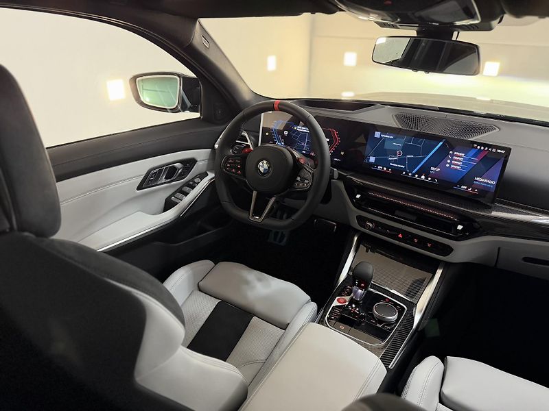 BMW M3 xDrive Competition Touring NEW - fotka 19 z 49