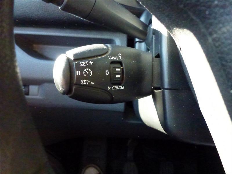 Citroën SpaceTourer 1,5 BHDI L2 Long 8míst TZ klim - fotka 37 z 49