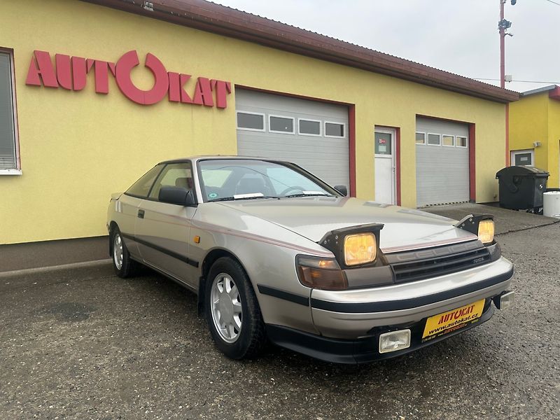 Toyota Celica 2.0 16V GT-i/Klima/TwinCam - fotka 1 z 28