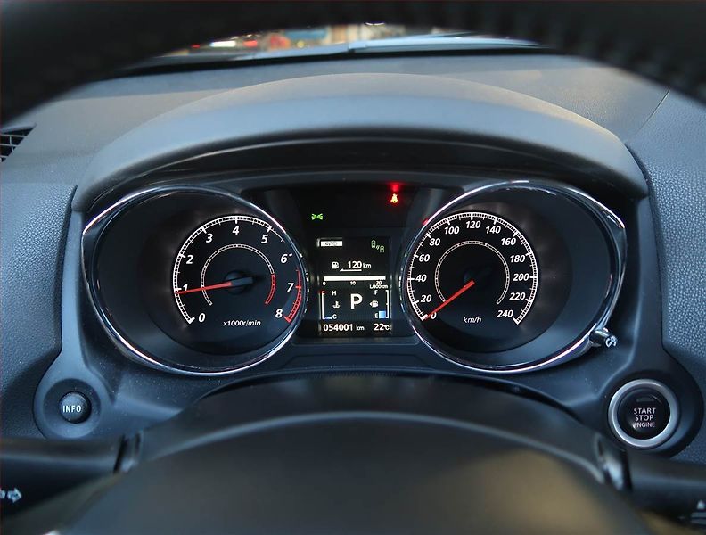 Mitsubishi ASX (2021) 2.0 MIVEC, 4X4, Automat - fotka 11 z 19
