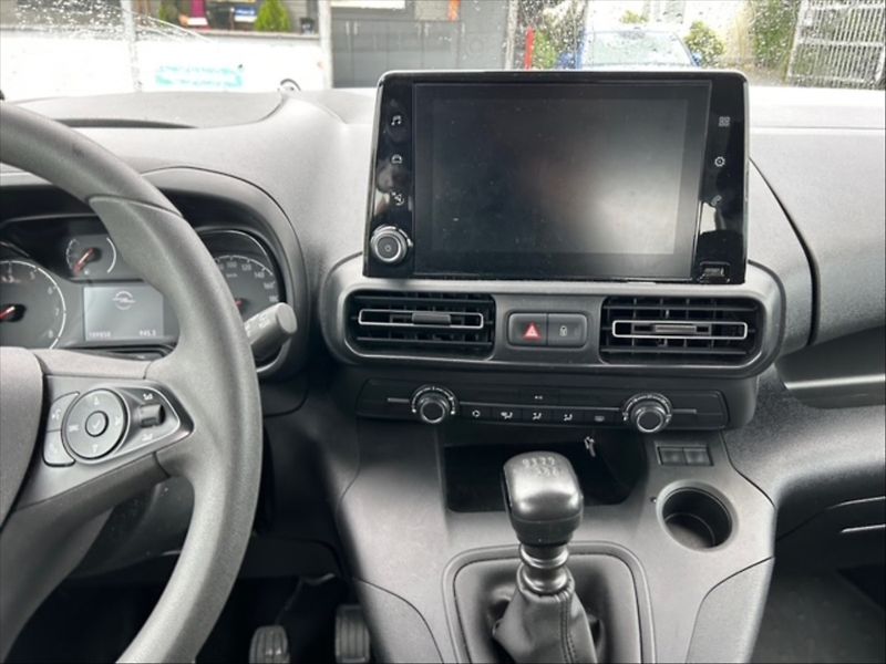 Opel Combo 1,5 CDTI 96 Edition Plus - fotka 10 z 11