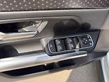 Mercedes-Benz EQA 300 4M Progressive 360 Keyless - náhled 11