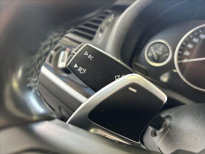 BMW X3 2,0   xDrive20d,1.MAJITEL,ČR,D - fotka 17 z 38