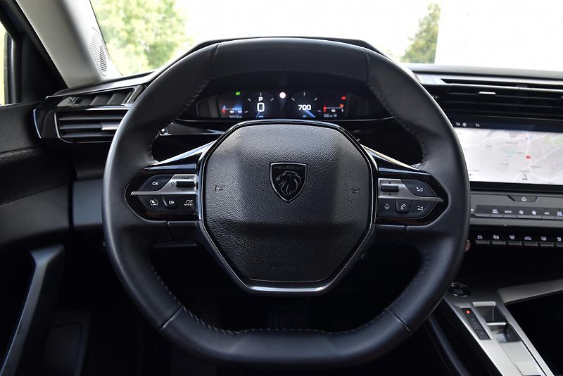 Peugeot 308 1.2 PureTech A/T,LED,TEMP,DPH - fotka 12 z 50