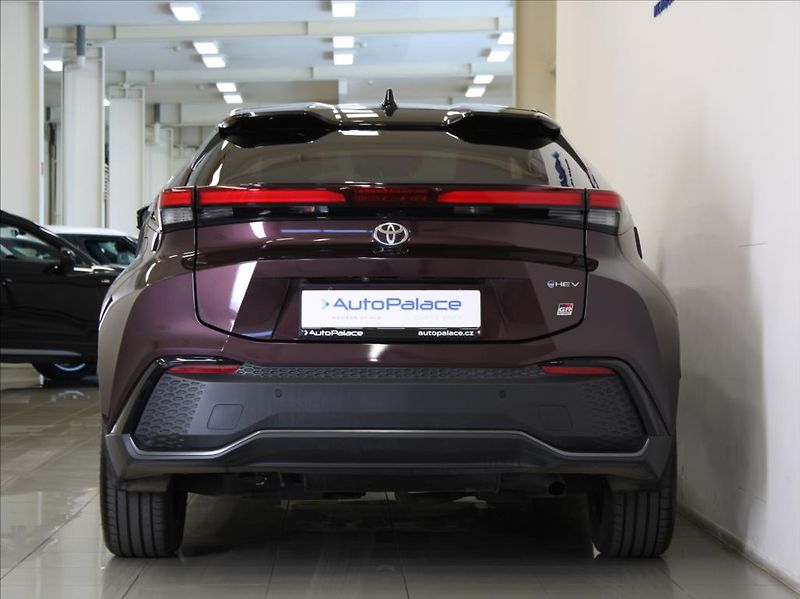 Toyota C-HR 2,0 Hybrid 178k.4x4 GR 6320km! - fotka 4 z 28