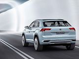 Koncept Volkswagen Cross Coupé GTE.