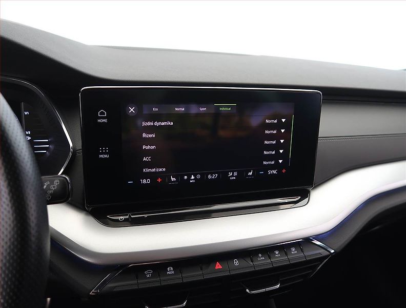 Škoda Octavia (2022) 1.5 TSI, Automat, Serv.kniha - fotka 20 z 29