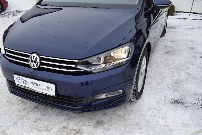 Volkswagen Touran (2017) 1.4TSI 110kw COMFORTLINE BMT  - fotka 2 z 50
