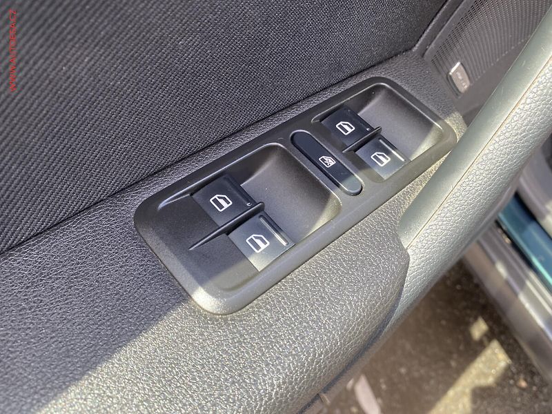 Škoda Yeti (2010) 1.4 TSi, Experience, TZ - fotka 13 z 18