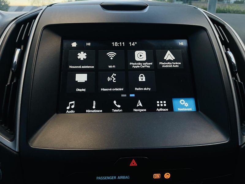 Ford Galaxy 2.0TDCi MANUÁL 7MÍST SENZORY - fotka 42 z 46