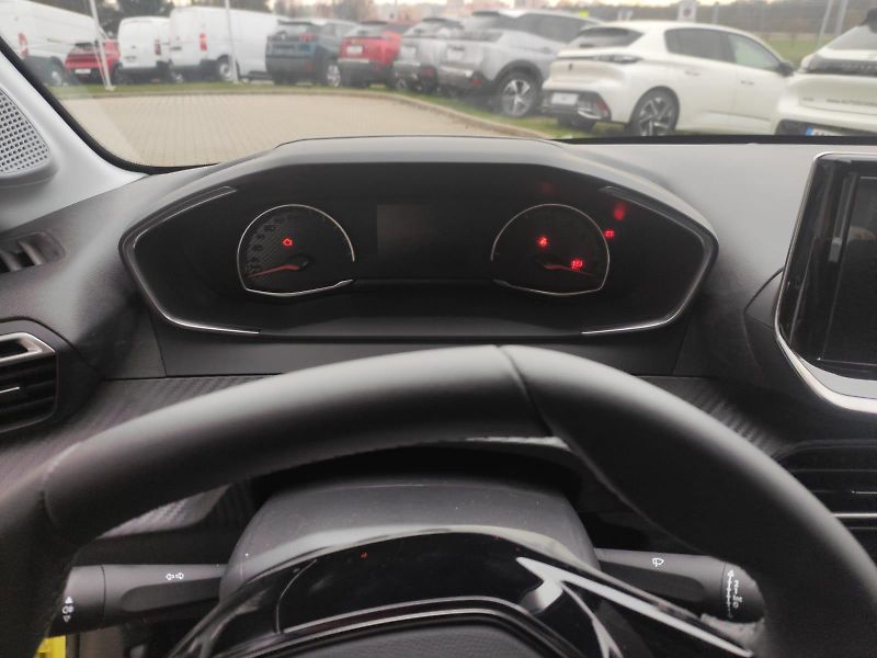 Peugeot 208 (2026) 208 STYLE Turbo 100 MAN6       - fotka 23 z 25