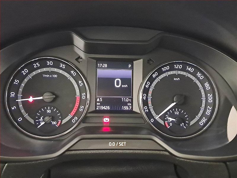 Škoda Octavia (2016) Scout 2.0 TDI, 4X4, Automat - fotka 11 z 22