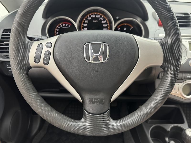 Honda Jazz 1,3 i DIGIKLIMA NOVÁ STK ČR - fotka 9 z 29