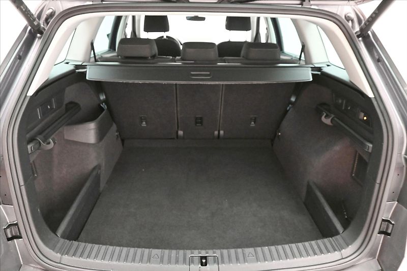 Škoda Kodiaq 2,0 TDI 110kW DSG Ambition Zár - fotka 10 z 32