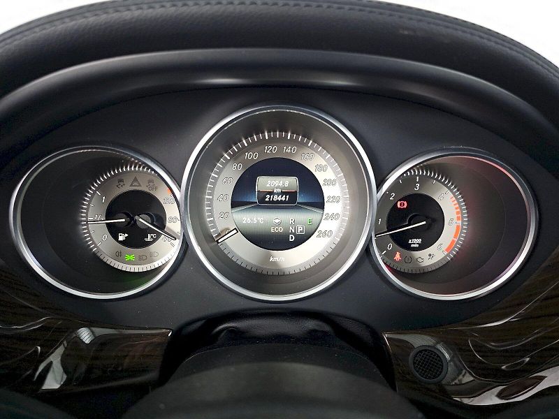 Mercedes-Benz CLS (2016) 350 D 190kW 4MATIC - fotka 11 z 30