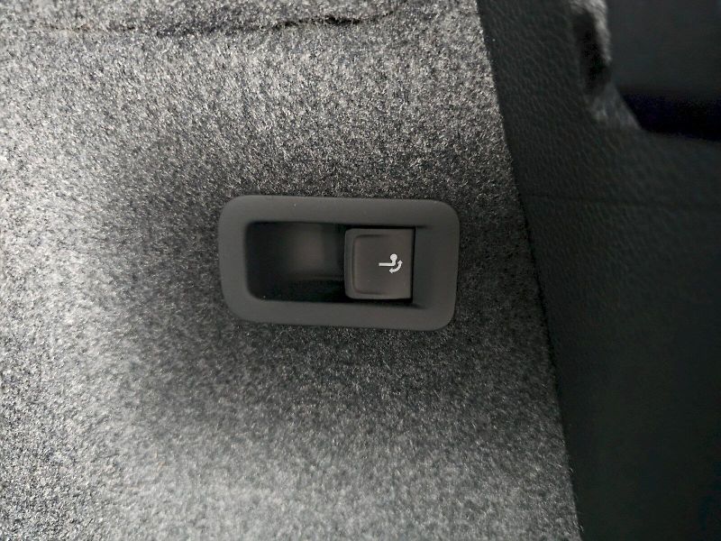 Škoda Karoq (2024) 2.0TDI 110kW 4X4 DSG Sportline - fotka 30 z 33