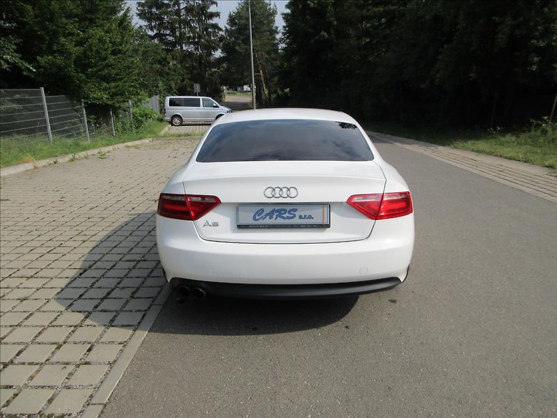 Audi A5 1,8 TFSi 125Kw, Xenon, Nové v - fotka 8 z 23