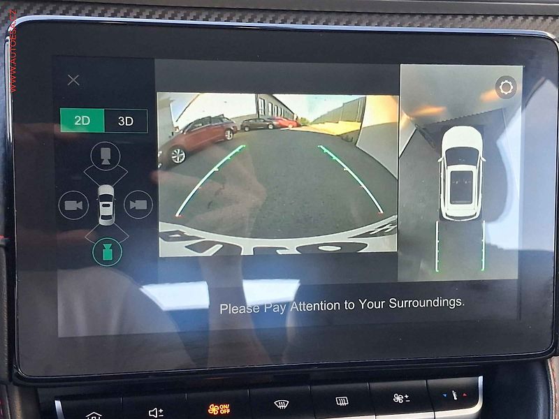 MG ZS (2023) 1.0T-GDi, LED, navi, kamera - fotka 16 z 19