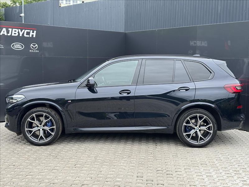 BMW X5 3,0 40i xDrive M-Packet ČR DPH - fotka 5 z 26