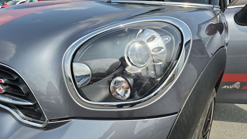 Mini Cooper 2,0 SD ALL4 - fotka 24 z 25