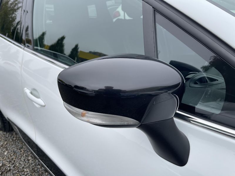 Renault Clio 0,9TCe 90Ps! LIMIT-NAVI-DPH-ČR - fotka 16 z 45