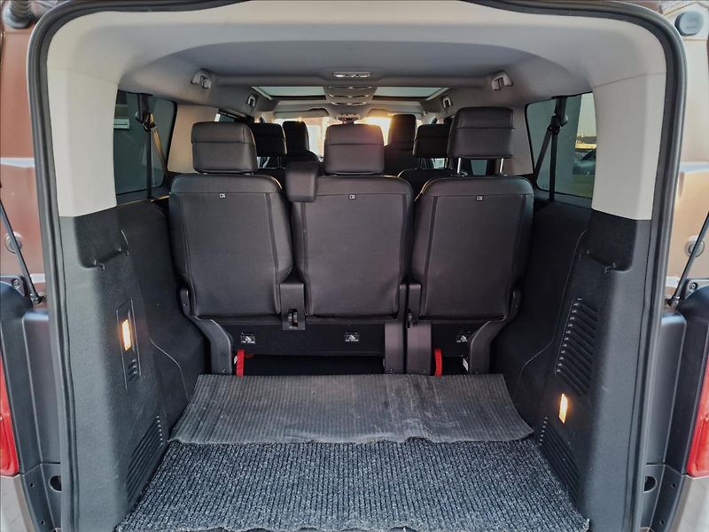 Peugeot Traveller 2.0HDI ALLURE L3,ČR,1.Majitel - fotka 18 z 49