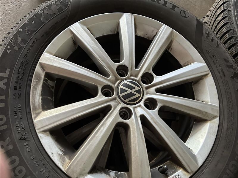 Volkswagen Passat 2,0 PANORAMA,TAŽNÉ,ALLU 19 - fotka 25 z 27