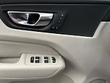 Volvo XC60 2.0 T6 4x4 Recharge PLUS Panor - náhled 28