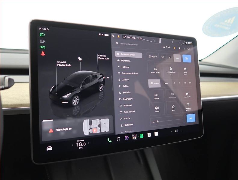 Tesla Model Y (2023) RWD LFP 60kWh, SoH 98% - fotka 23 z 32