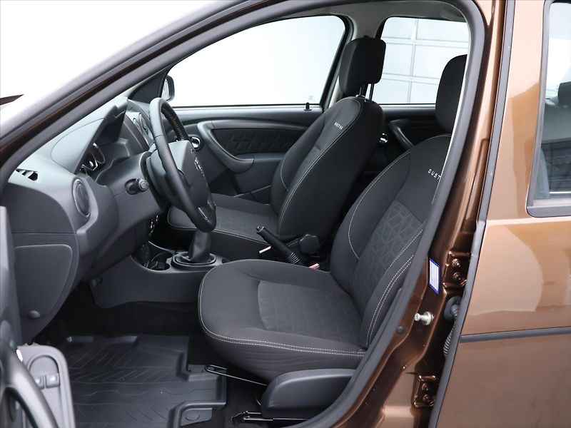Dacia Duster 1.6 77kW 16V Cool CZ 1.Maj. - fotka 11 z 25