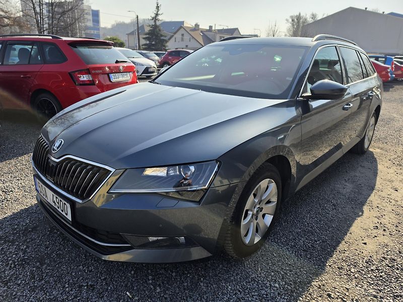 Škoda Superb 2.0 TDI Xenon TZ 110KW  - fotka 2 z 17
