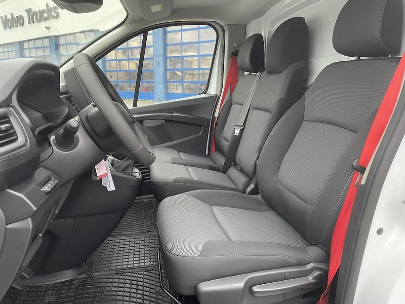 Renault Trafic (2026) VAN L1H1 150k RED - fotka 11 z 24