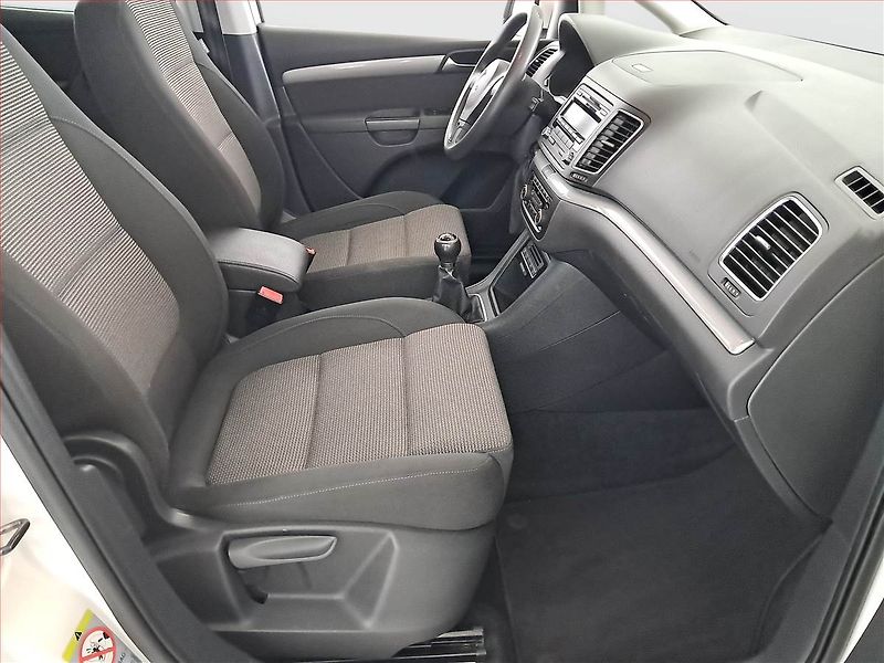 Volkswagen Sharan (2011) 2.0 TDI, Tempomat - fotka 9 z 14