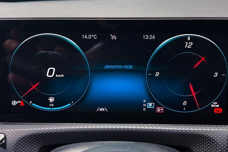 Mercedes-Benz CLA (2022) AMG CLA 45 s 4Matic+ - fotka 65 z 121