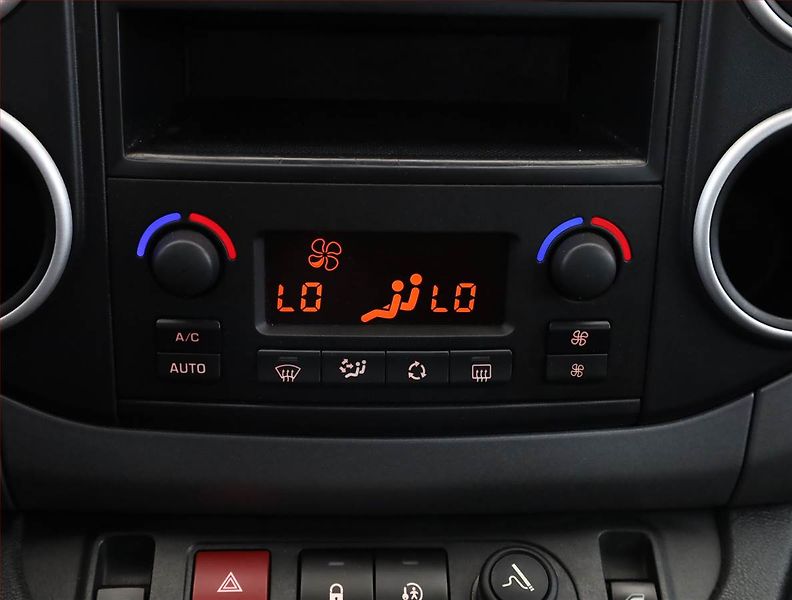 Citroën Berlingo (2017) XTR 1.6 BlueHDi, 5Míst, ČR - fotka 10 z 15