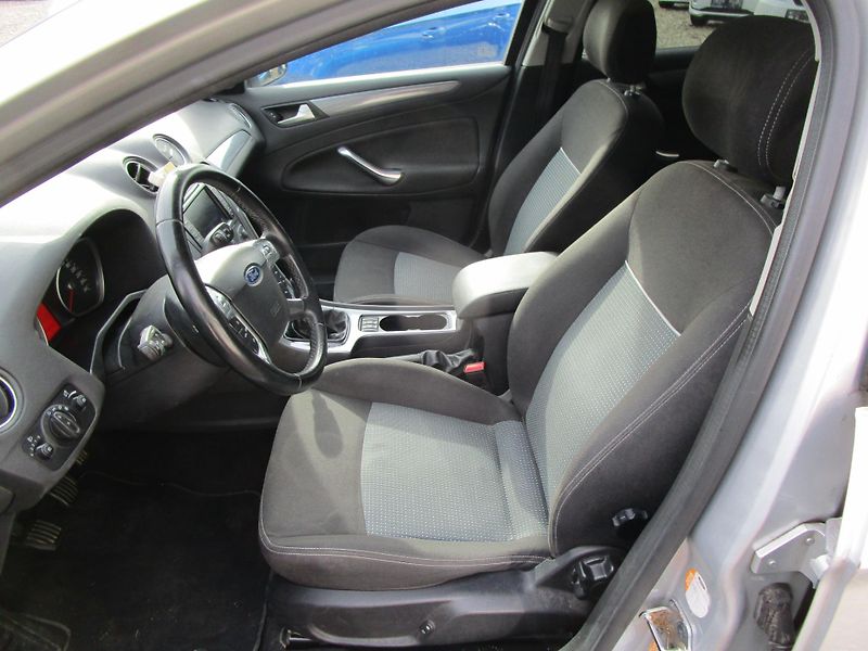 Ford Mondeo 2,0TDCI-103KW-NOVÝ OLEJ+FILTRY - fotka 8 z 13