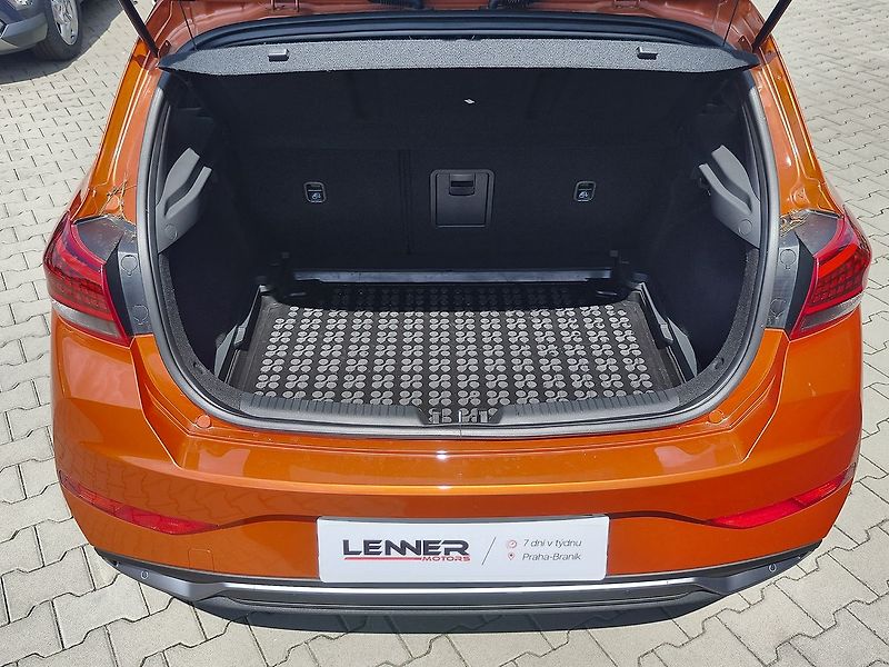 Hyundai i30 1.0 T-GDI/74kW Style DCT - fotka 9 z 37