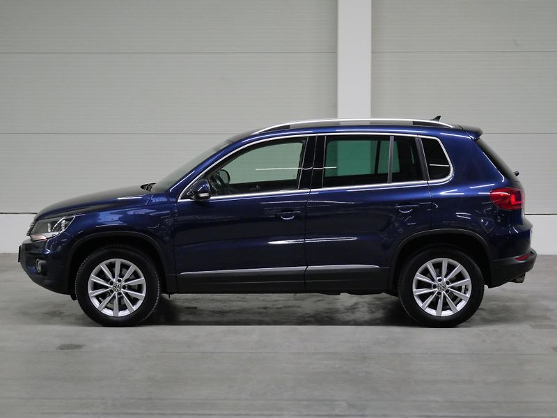 Volkswagen Tiguan - fotka 3 z 25